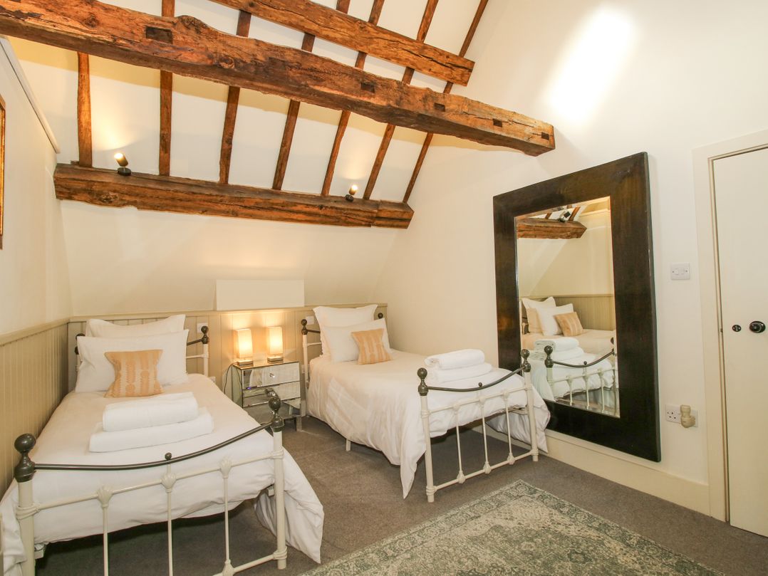 Courtyard Cottage