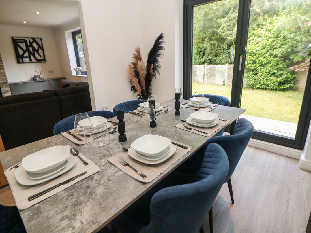 Millhouses Hideaway