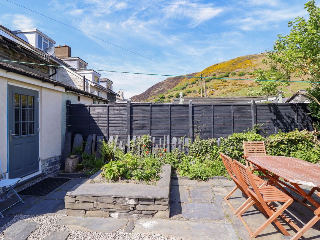 Glan yr Afon