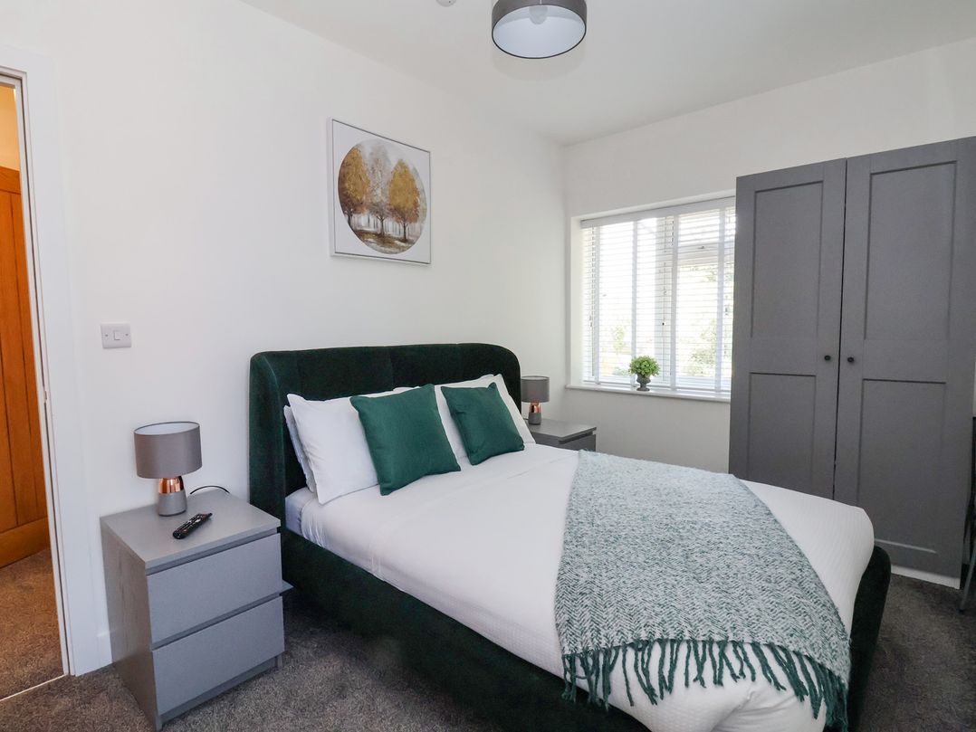Apartment 3