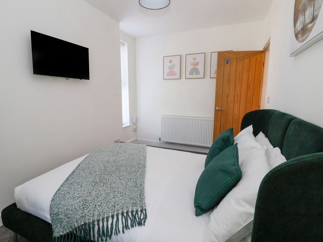 Apartment 3