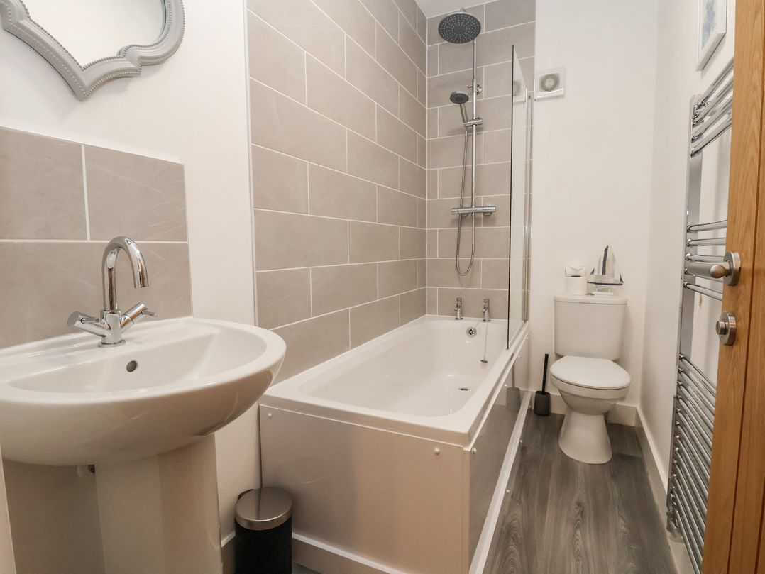 Apartment 3