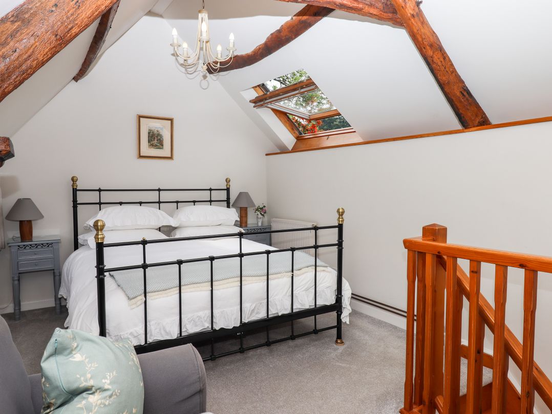 Shillings Cottage