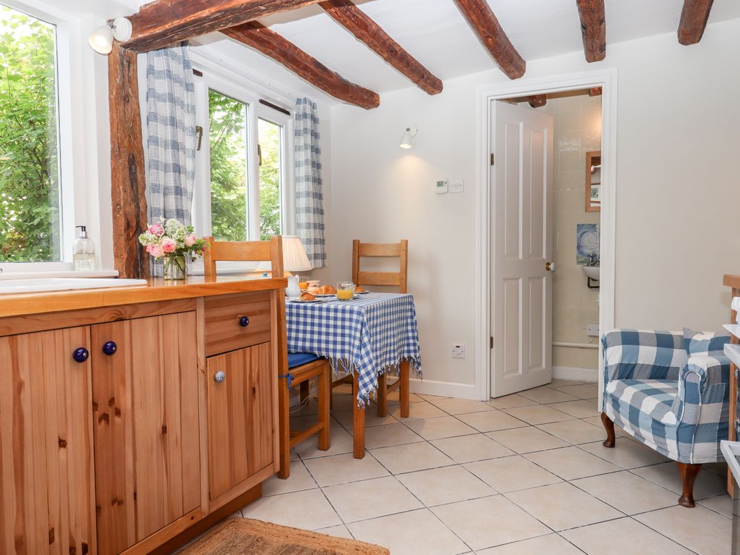 Shillings Cottage