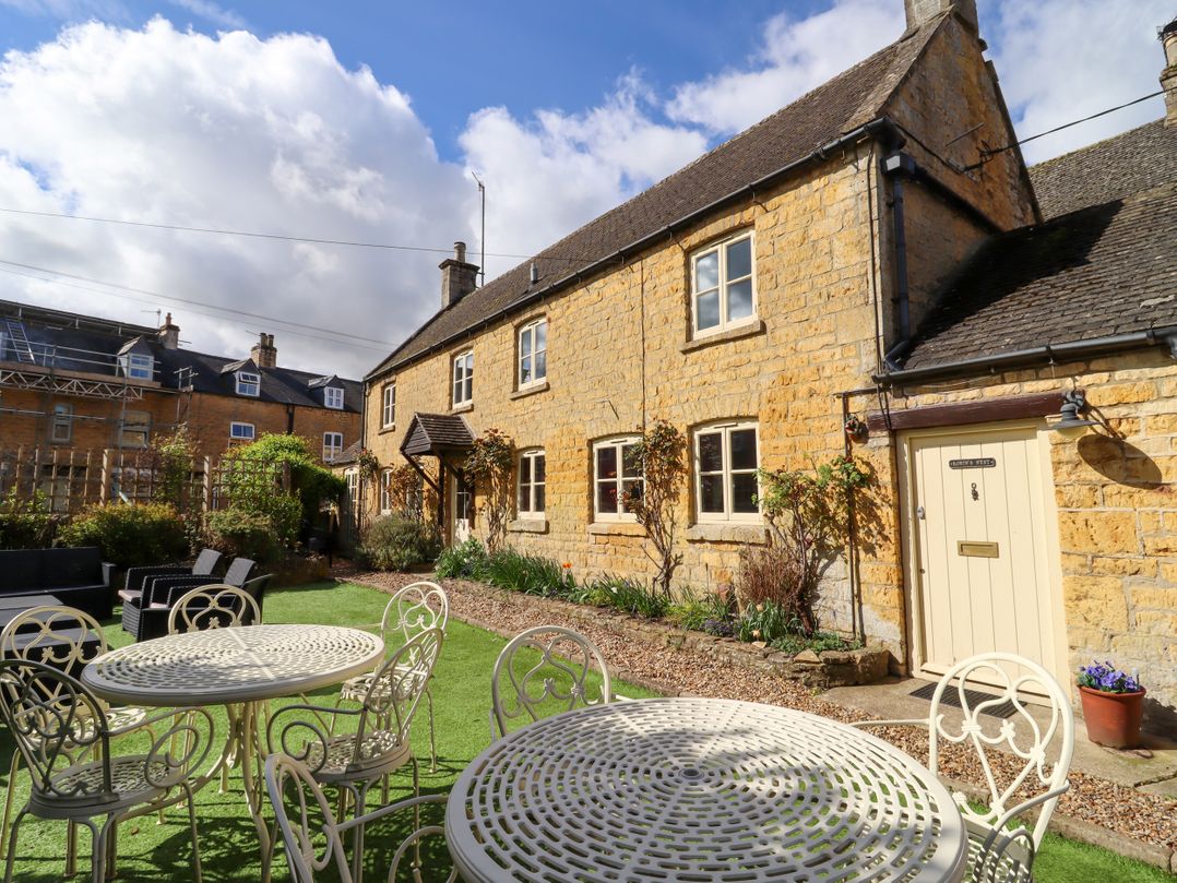 Bourton-on-the-Water, Gloucestershire holiday cottage