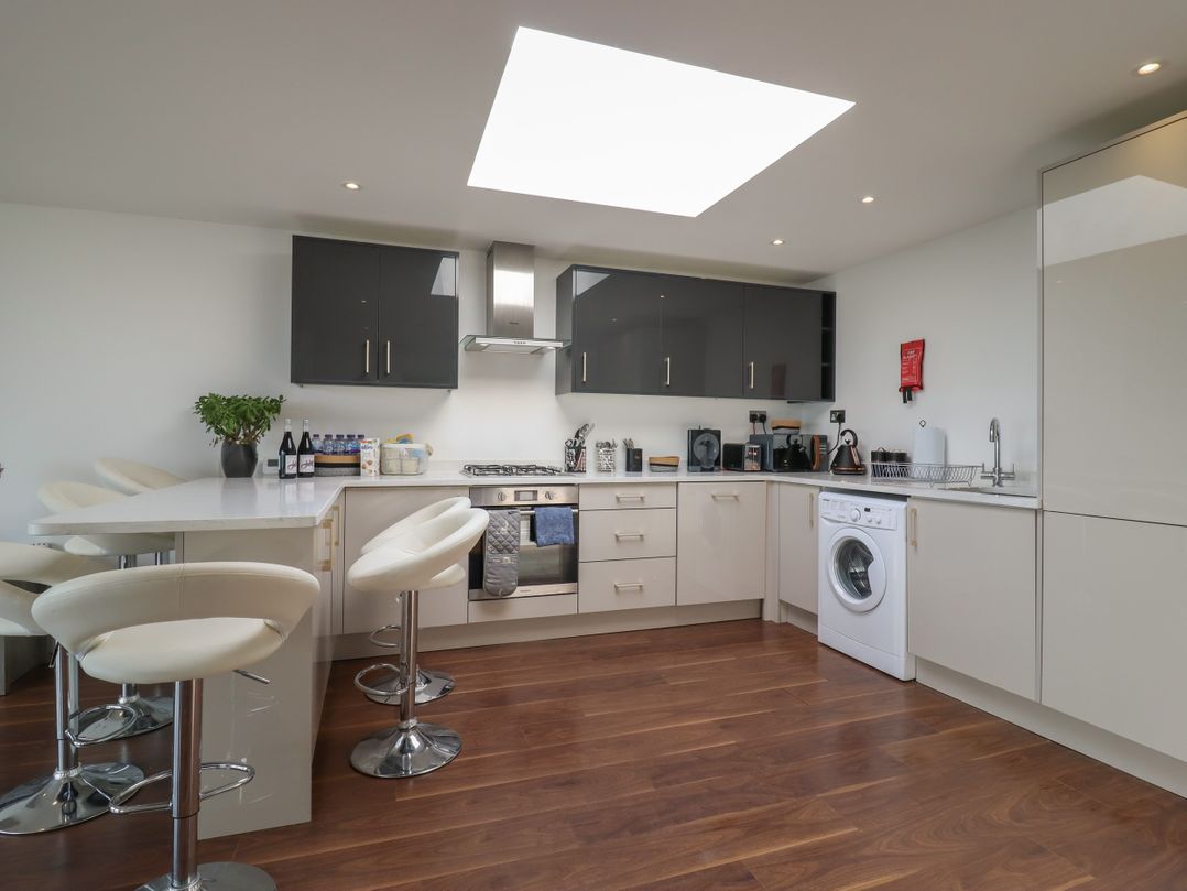 Flat 10