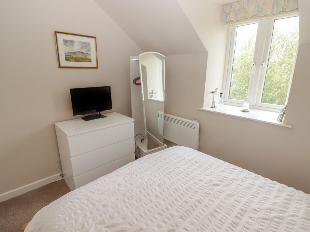 Daffodil Apartment
