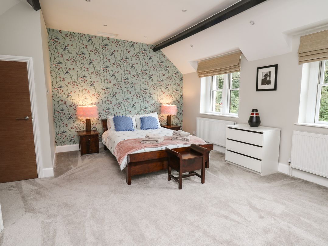 Glamorgan House