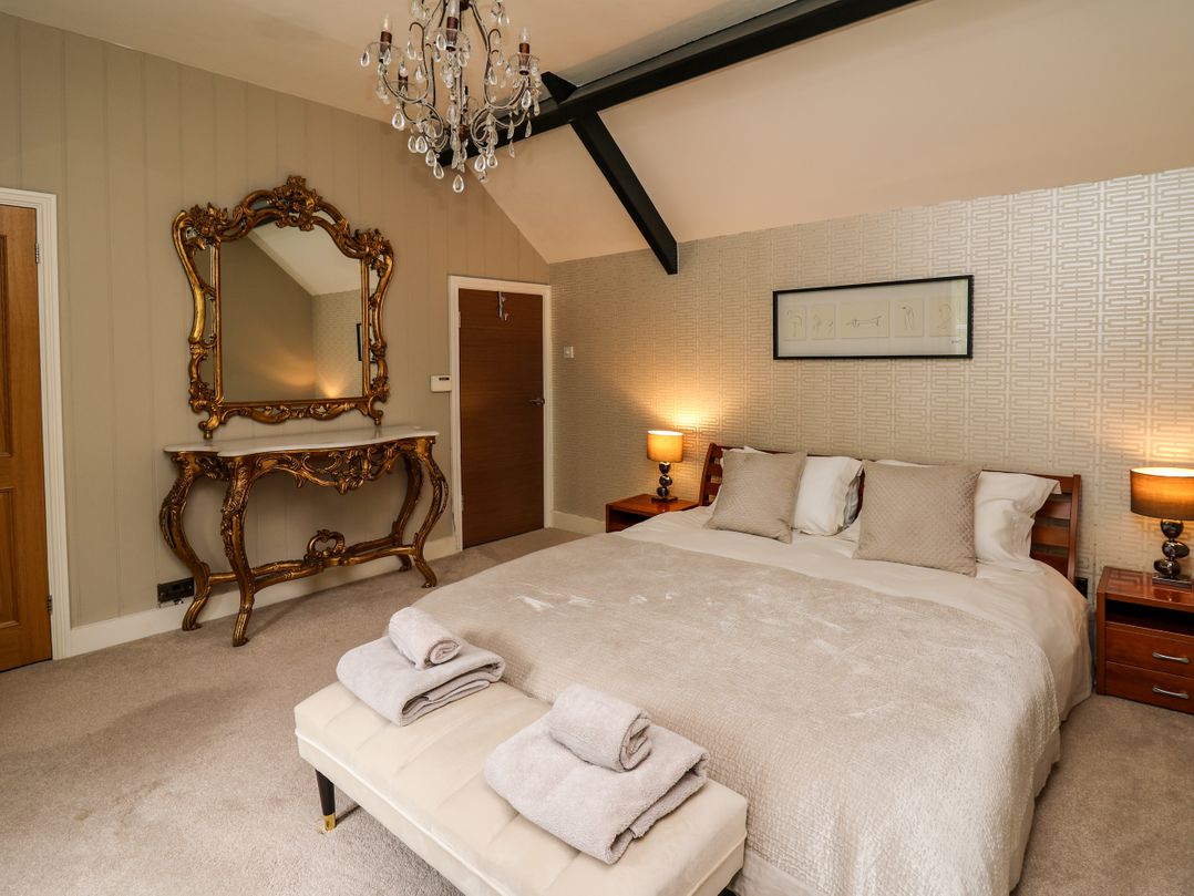 Glamorgan House