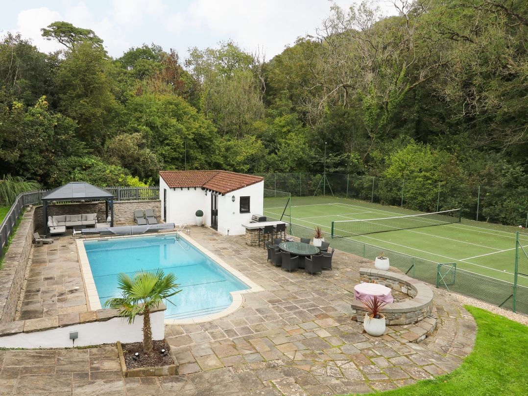 Glamorgan House