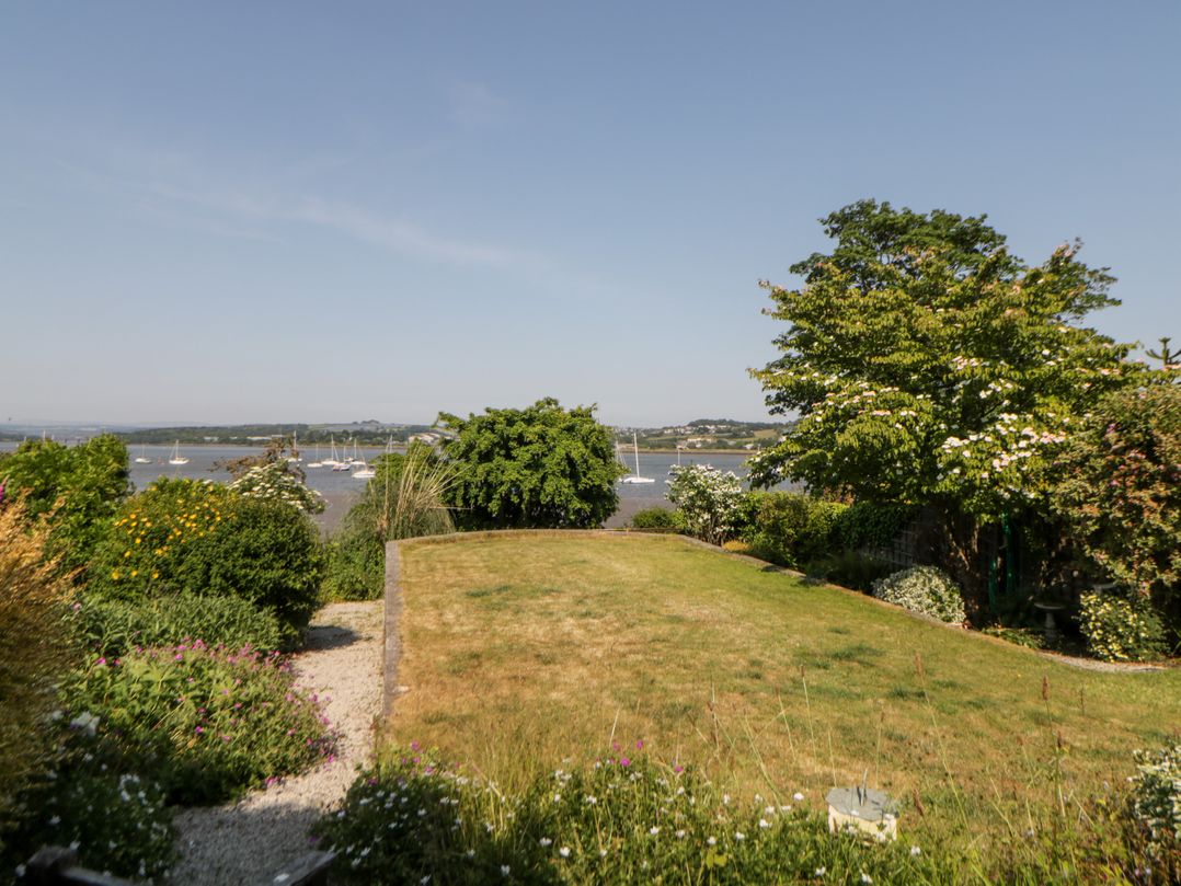 Riverview @ 1 Brunel View