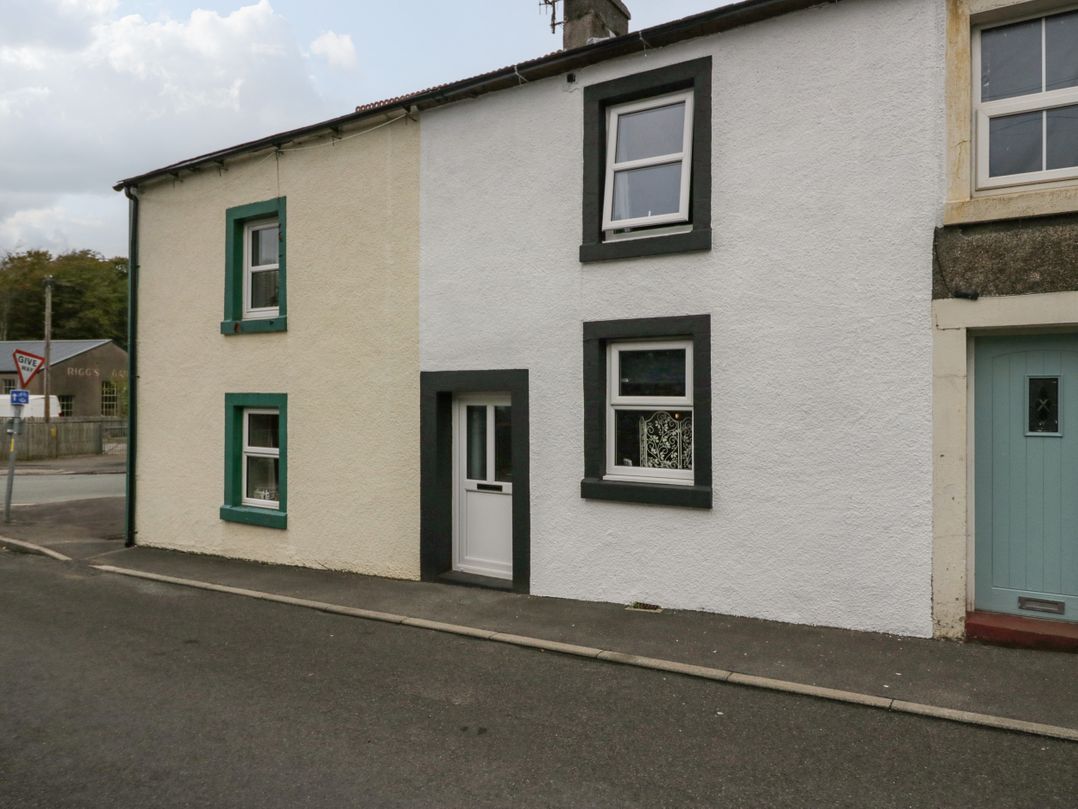 2 Whitecroft Nook