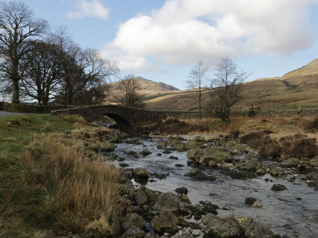 2 Whitecroft Nook