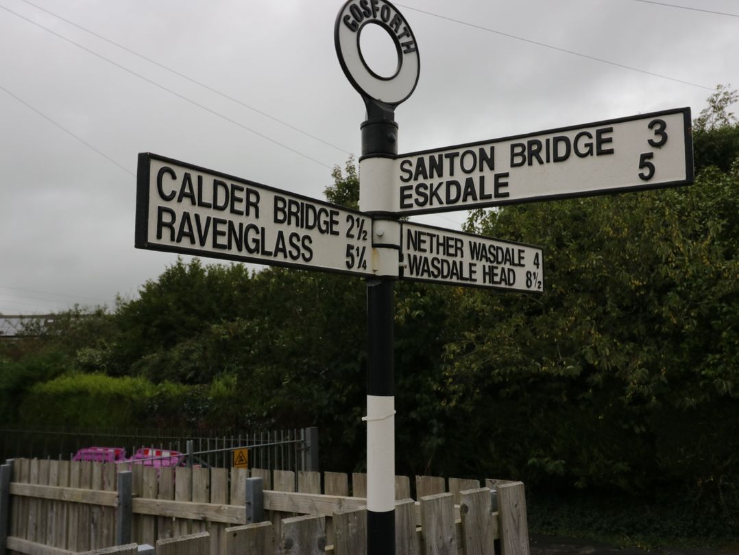 2 Whitecroft Nook