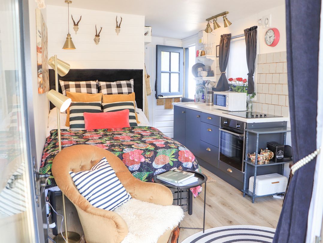 Creed Cabin