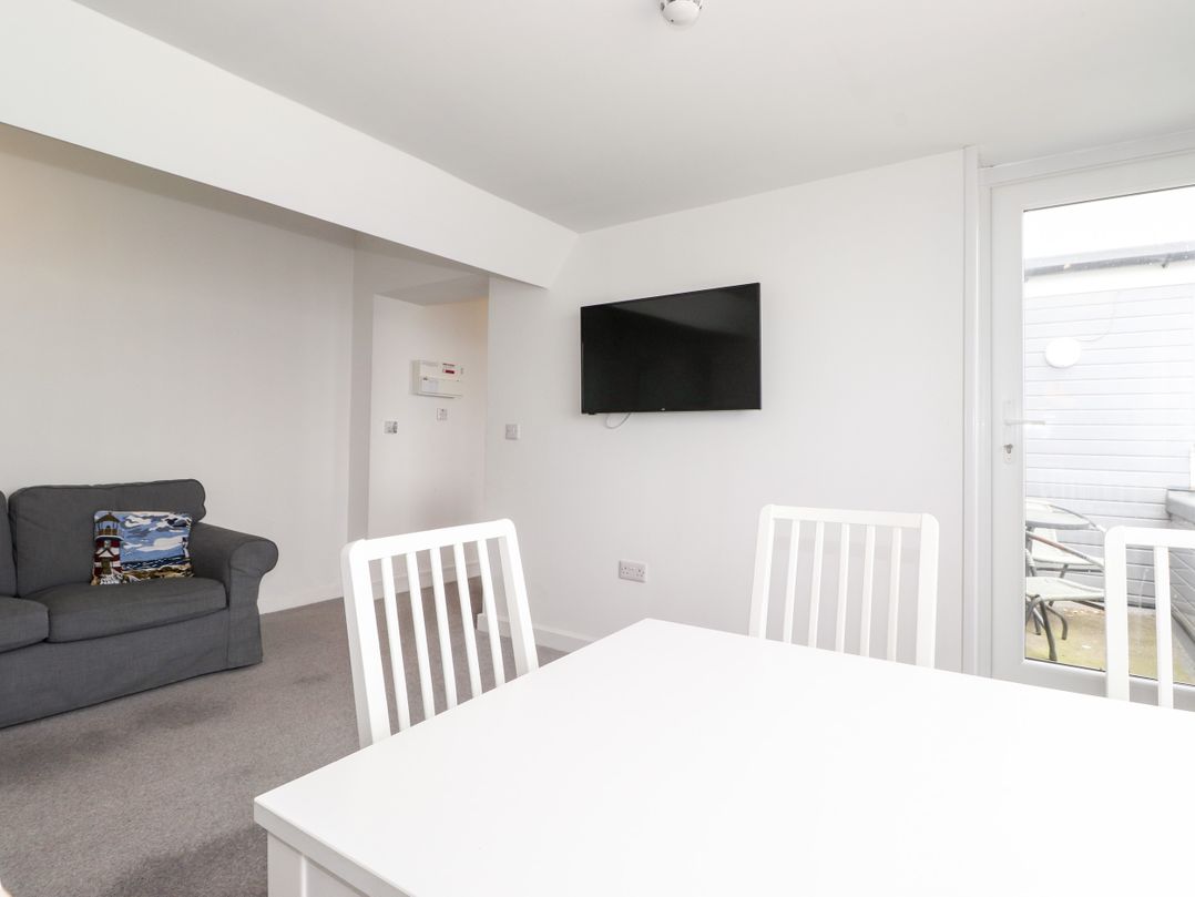 8 Seaview @ Bridlington Bay