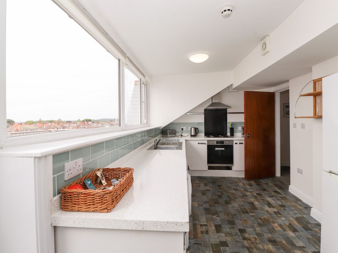 Ocean View 9 @52