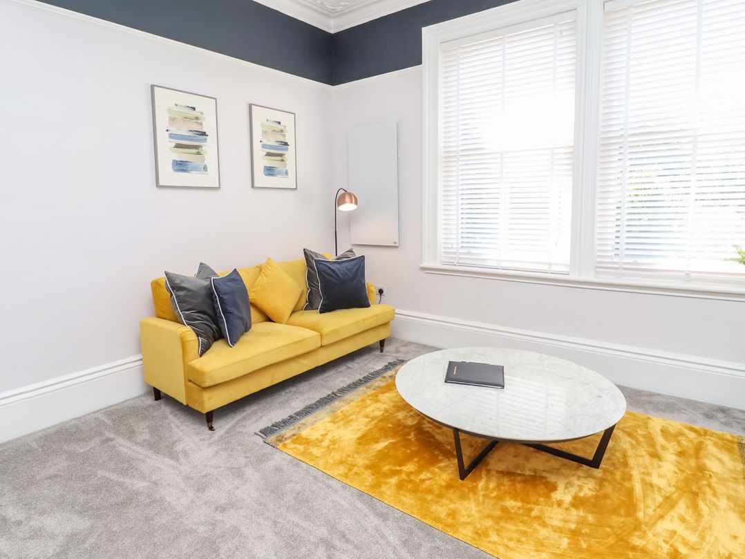 Apartment 4