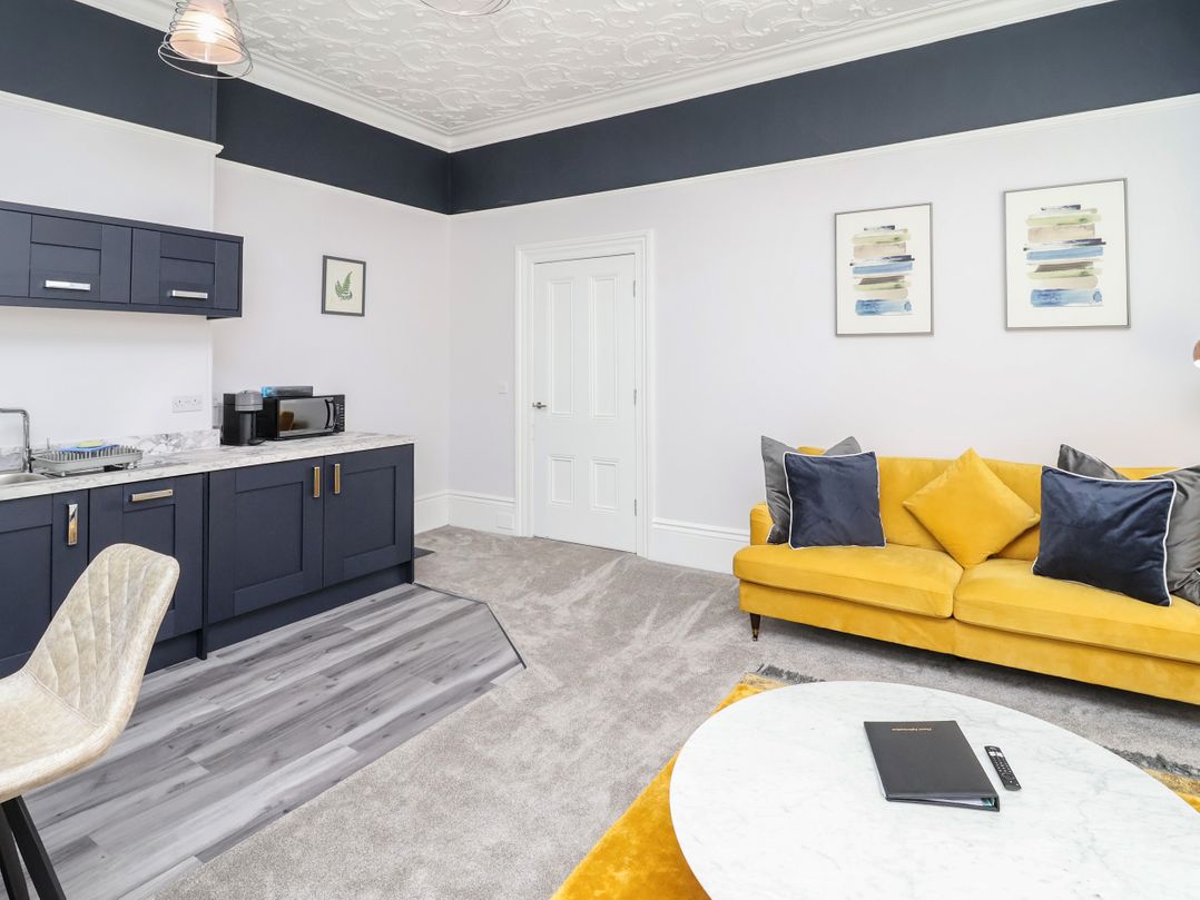 Apartment 4