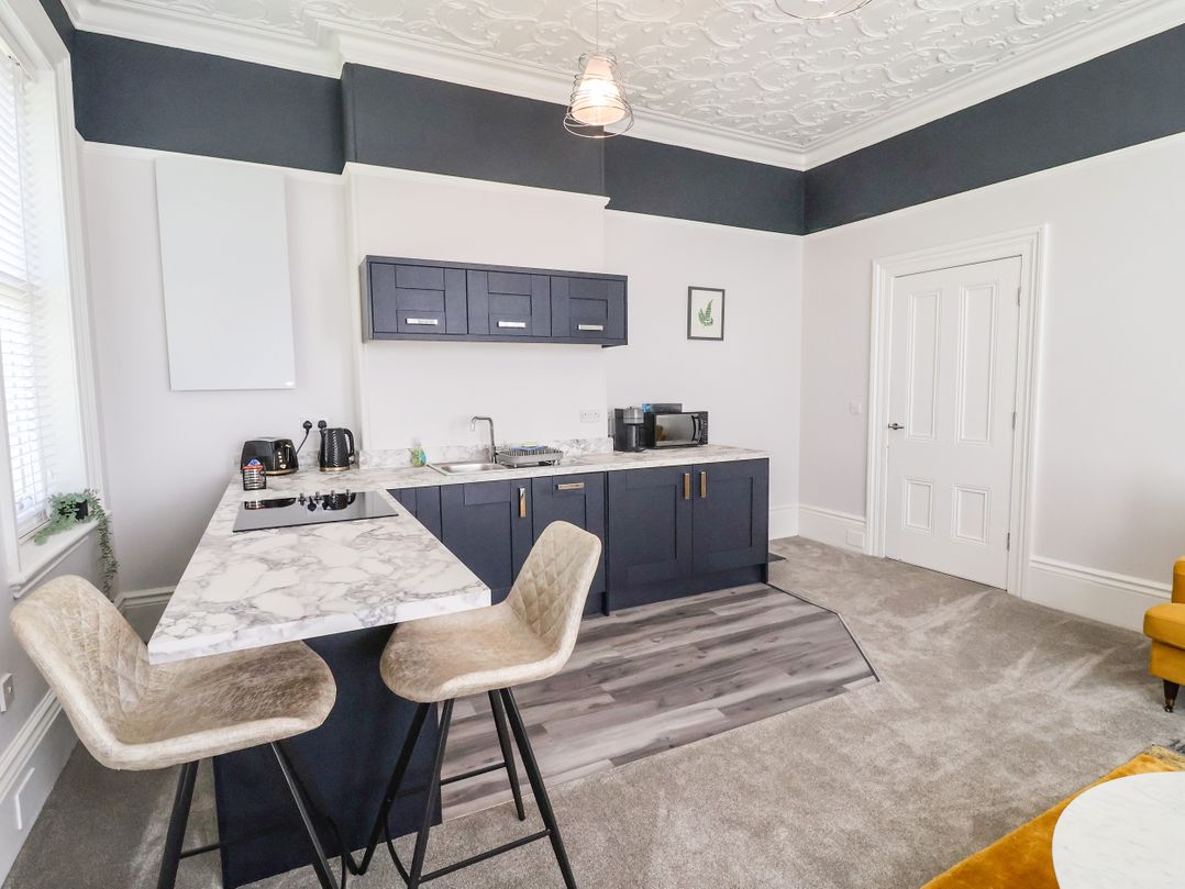 Apartment 4