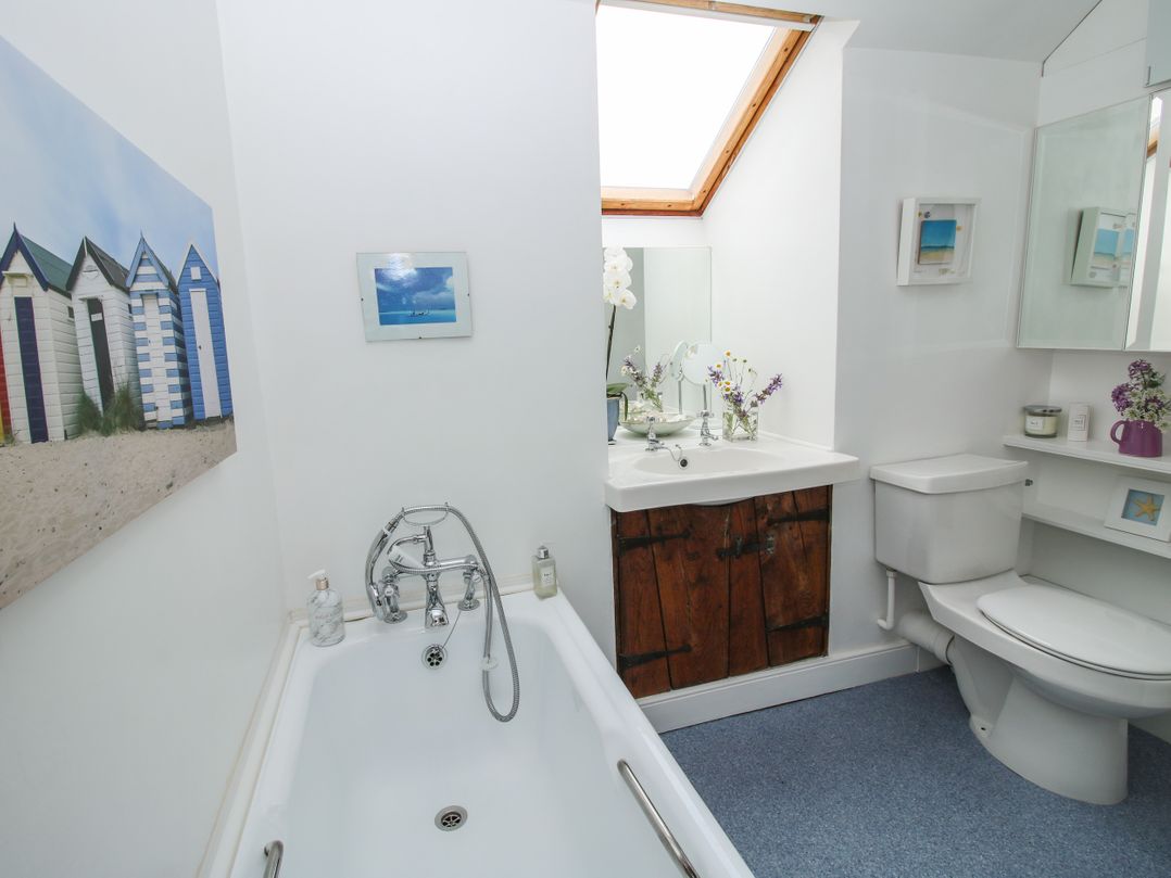 Lower Woodend Cottage