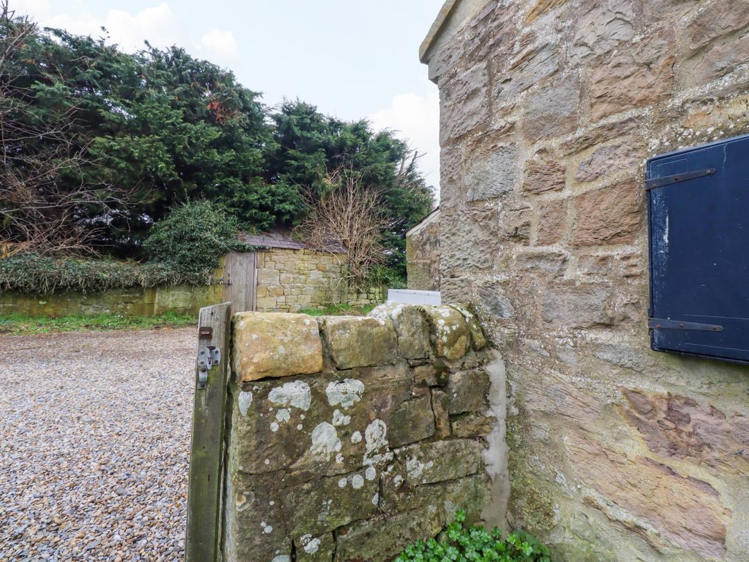 Henhill Lodge