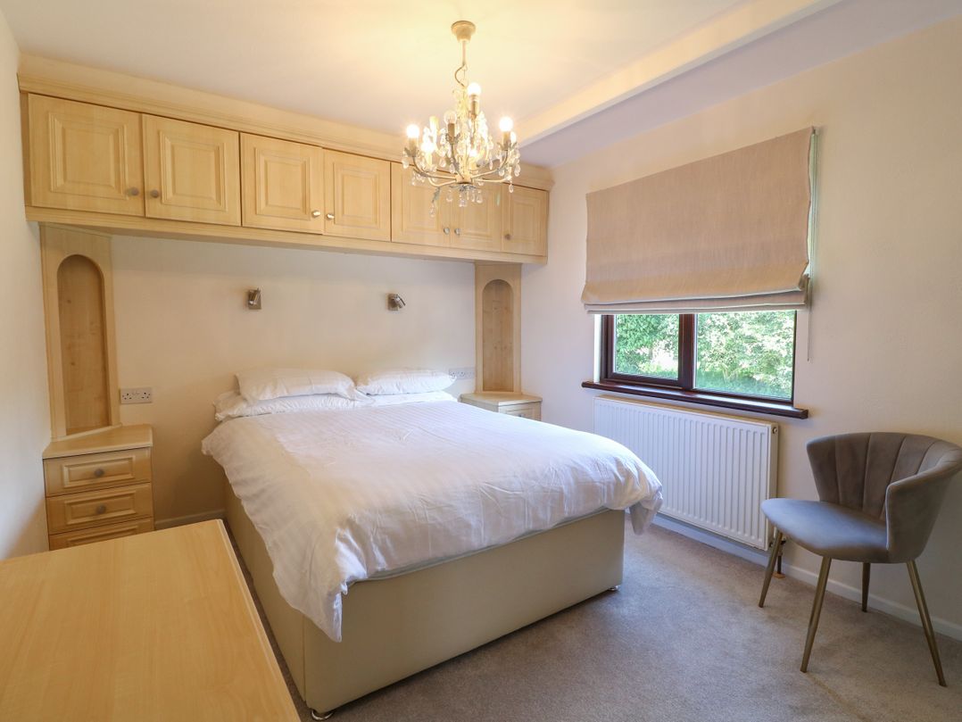 27 Brocklehurst