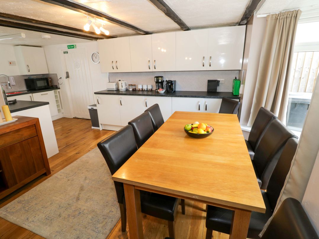 Cosy Cottage in Harvington