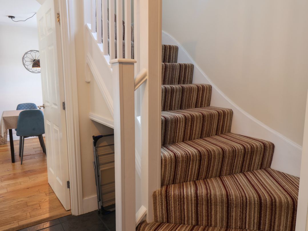 10 Beacon Hill