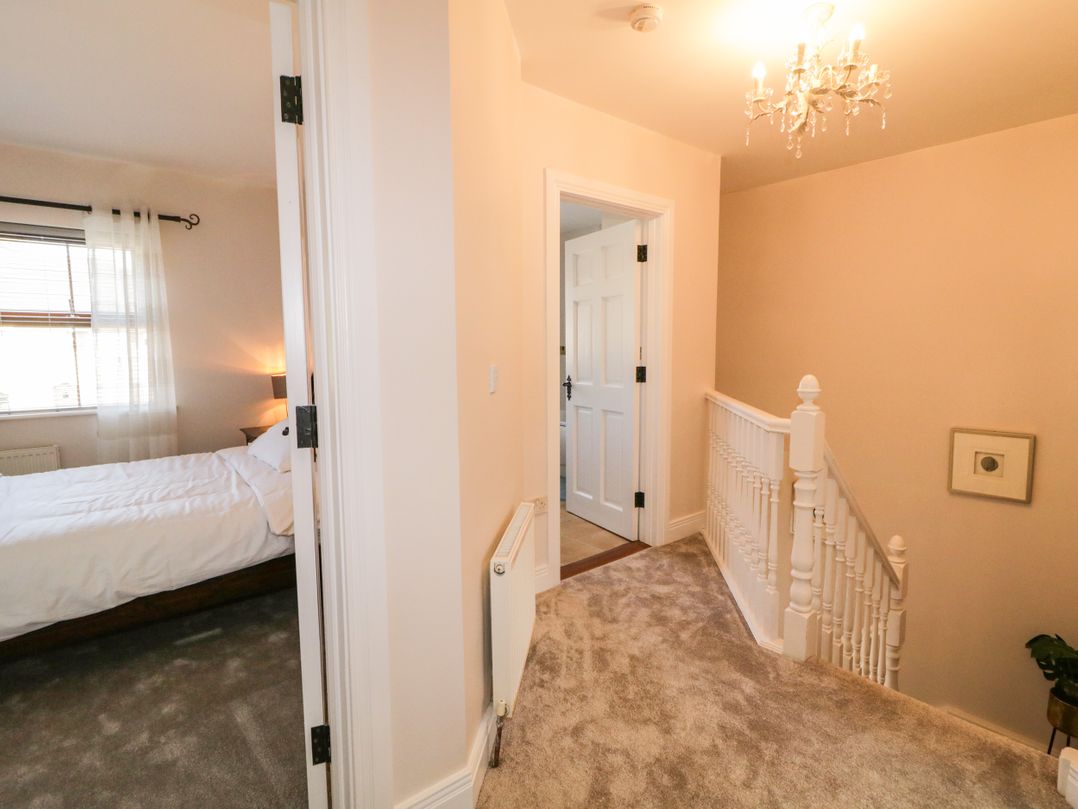 Owen Tucker View House