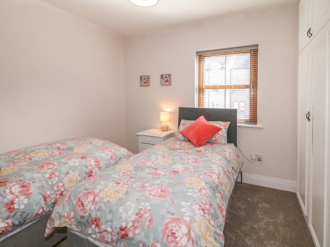 Owen Tucker View House