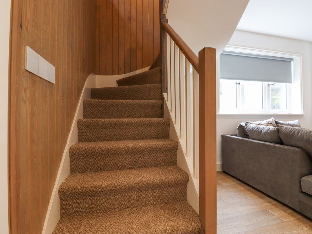 24 Elm Grove