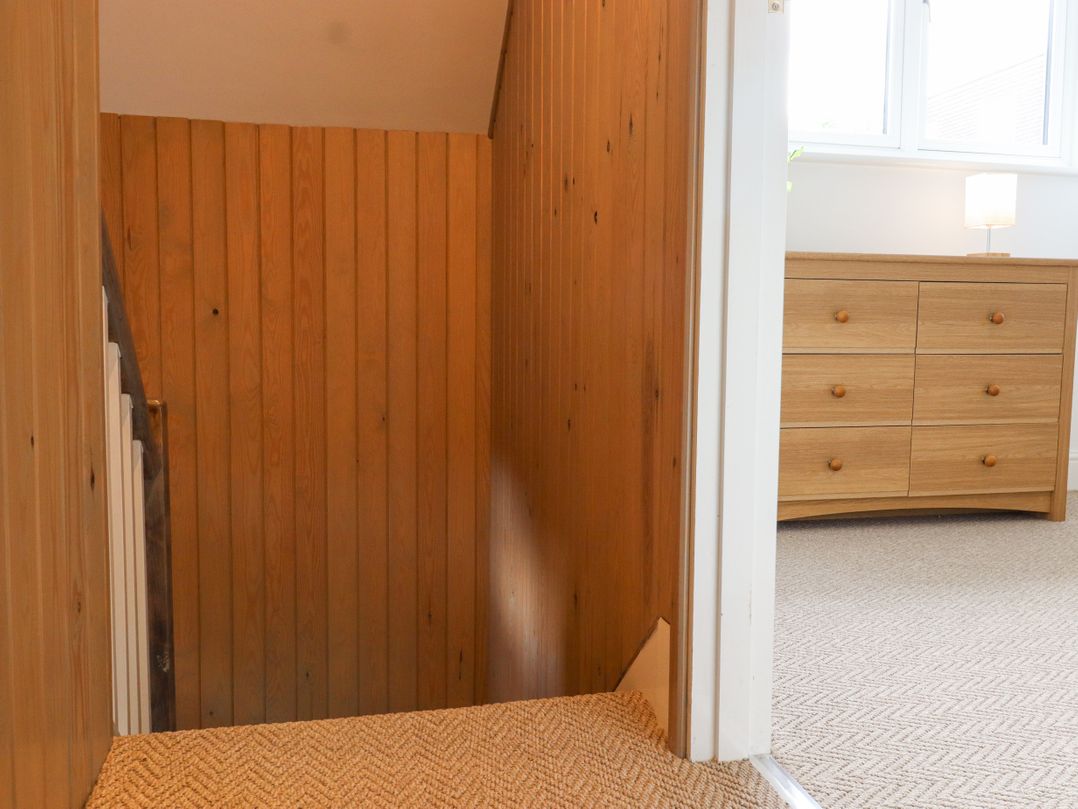 24 Elm Grove
