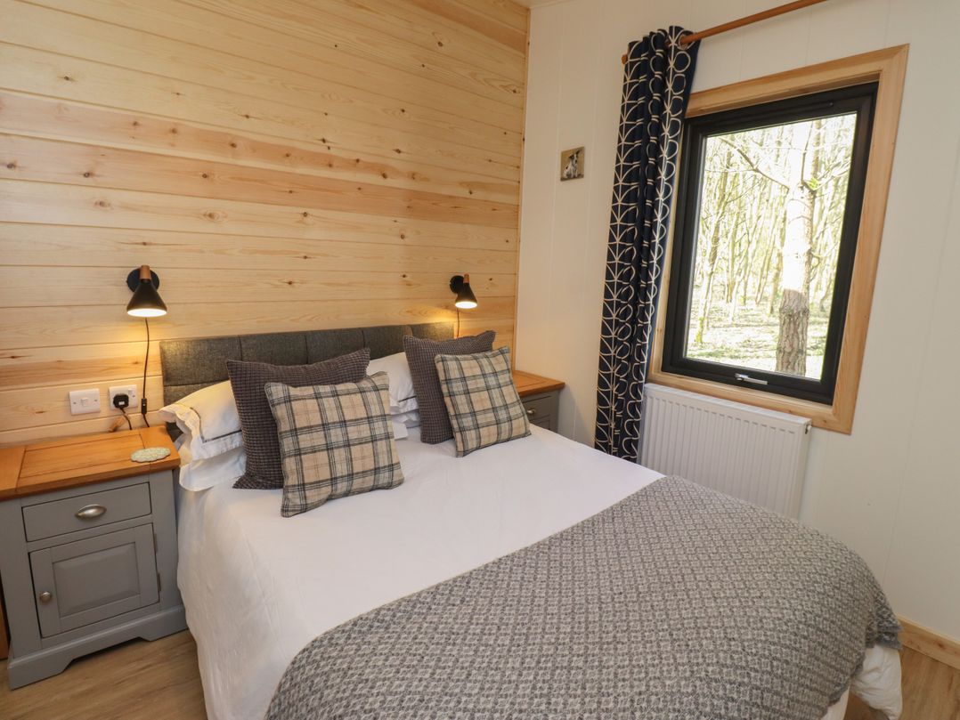 Oak Lodge