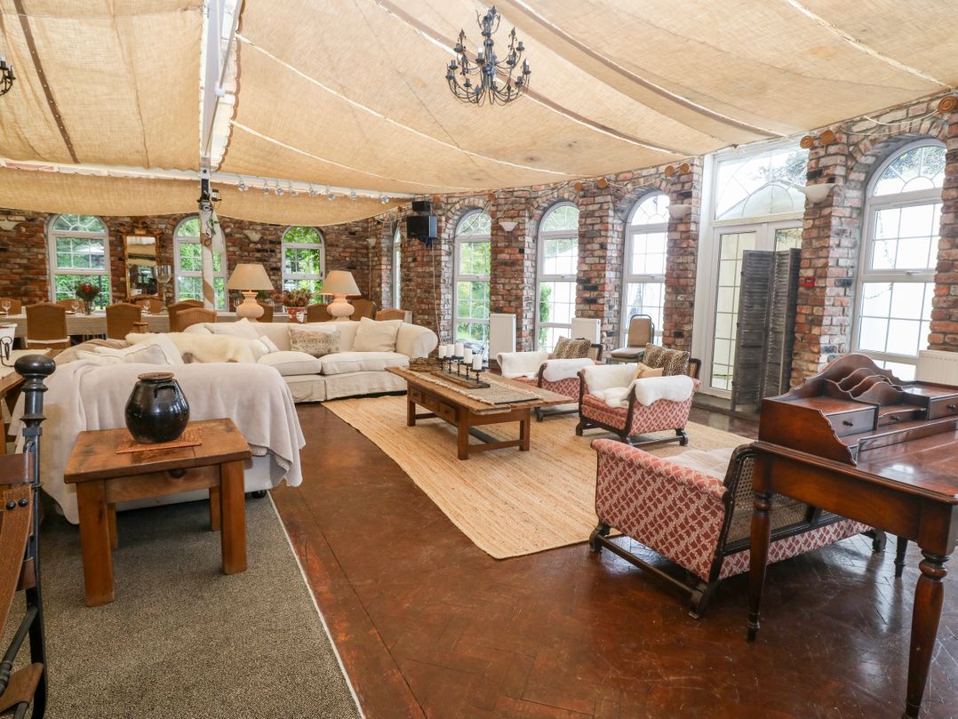 Meifod Country House