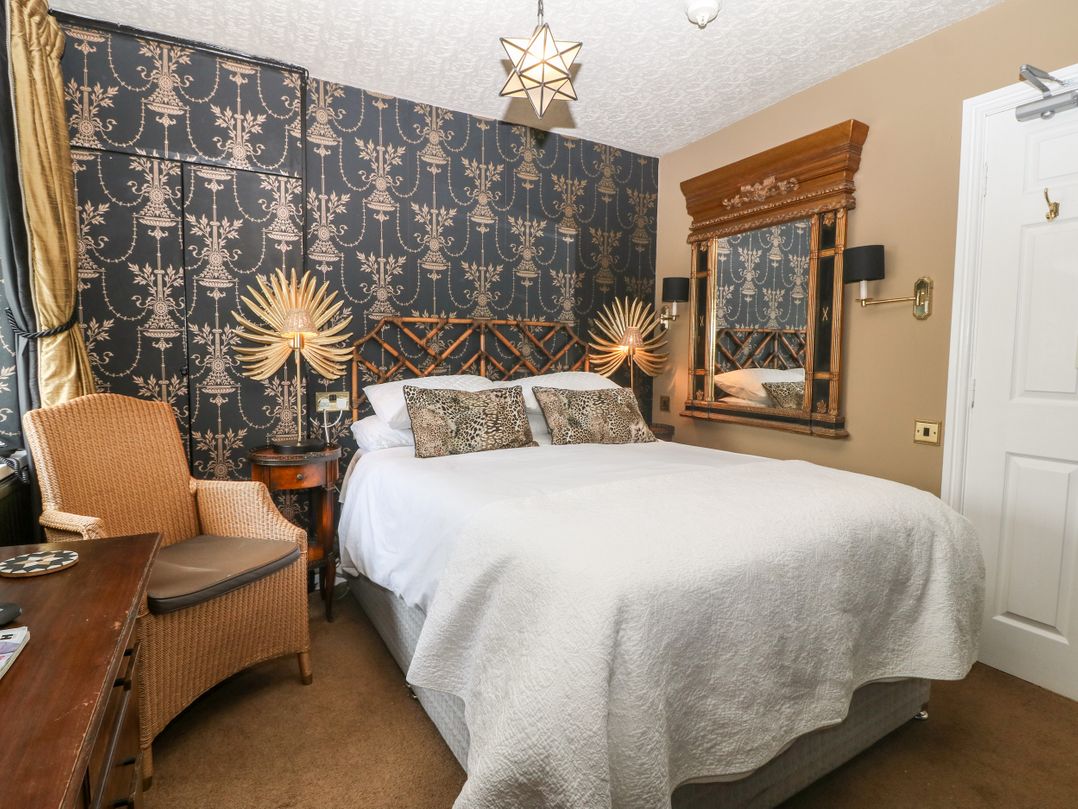 Meifod Country House