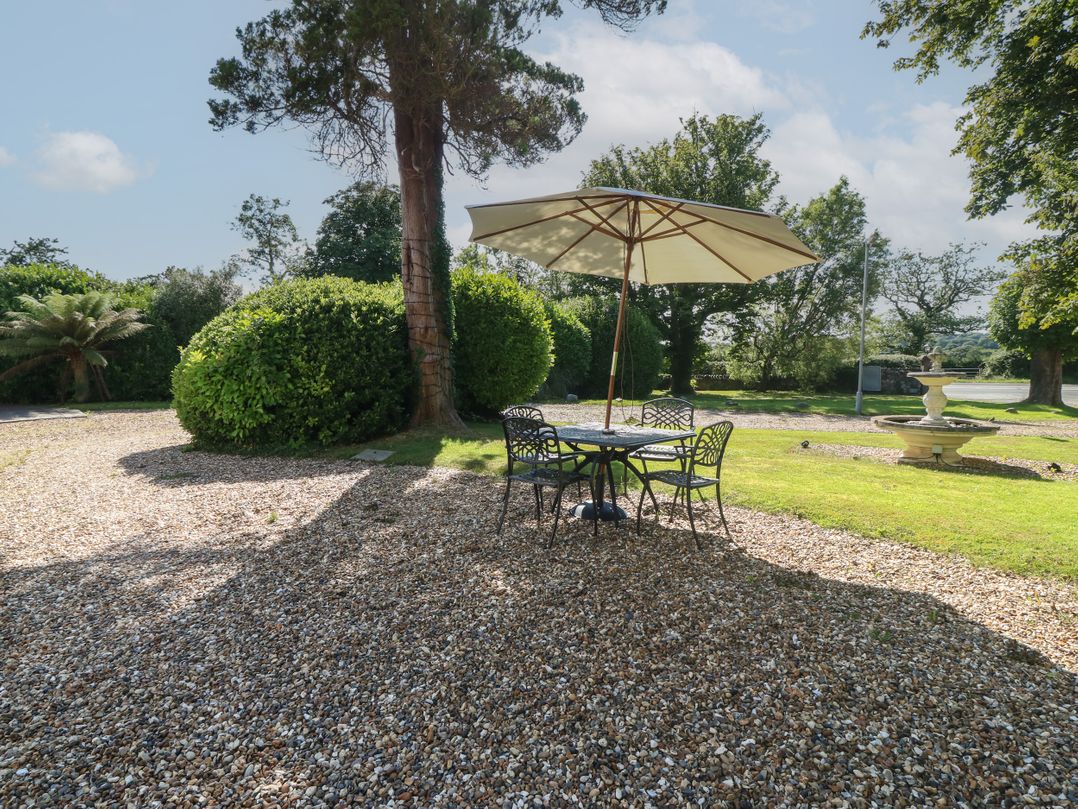 Meifod Country House