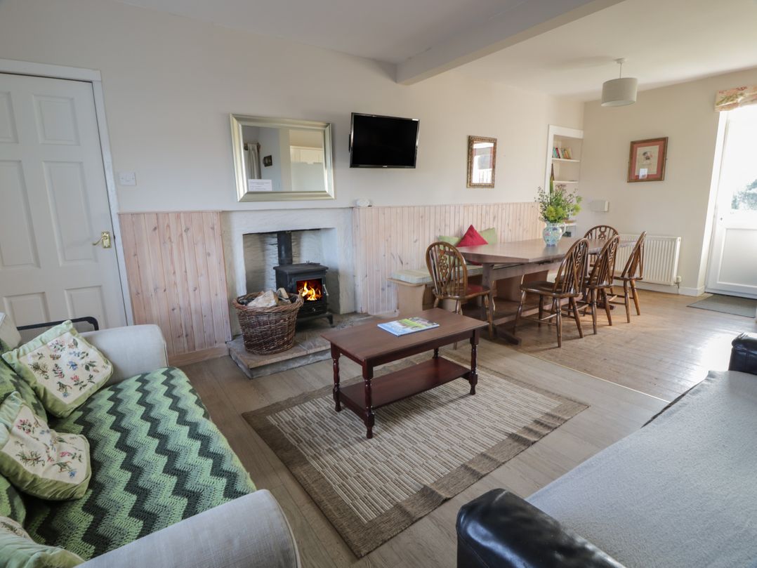 Beachcomber's Cottage