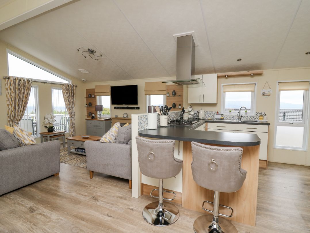 Platinum Lodge
