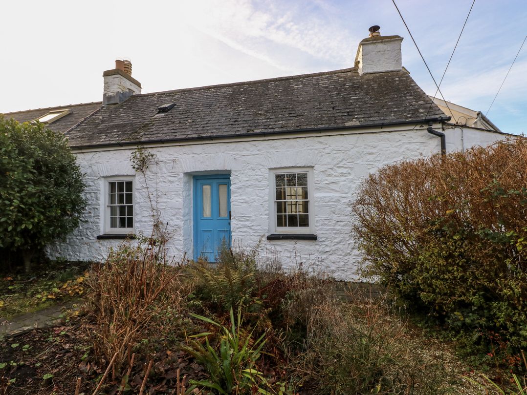 Brynhenllan Cottage