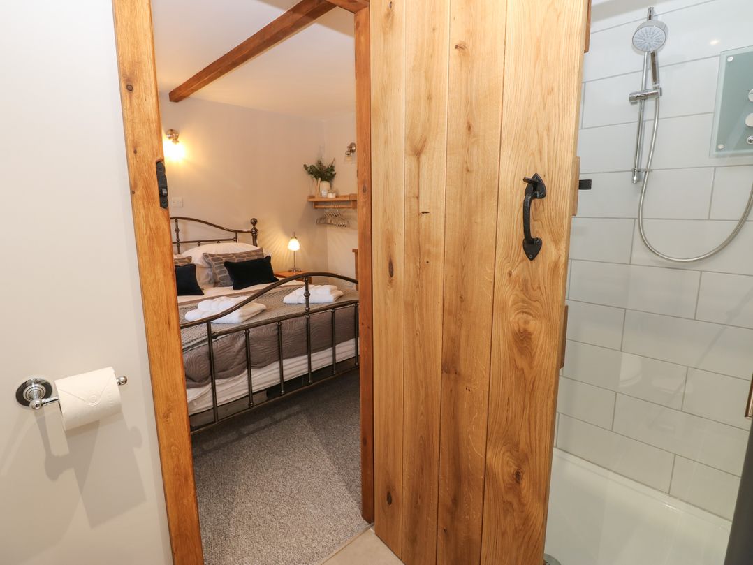 Larl Cottage