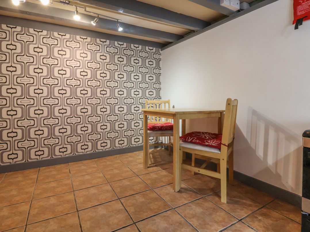3 Abergele Terrace
