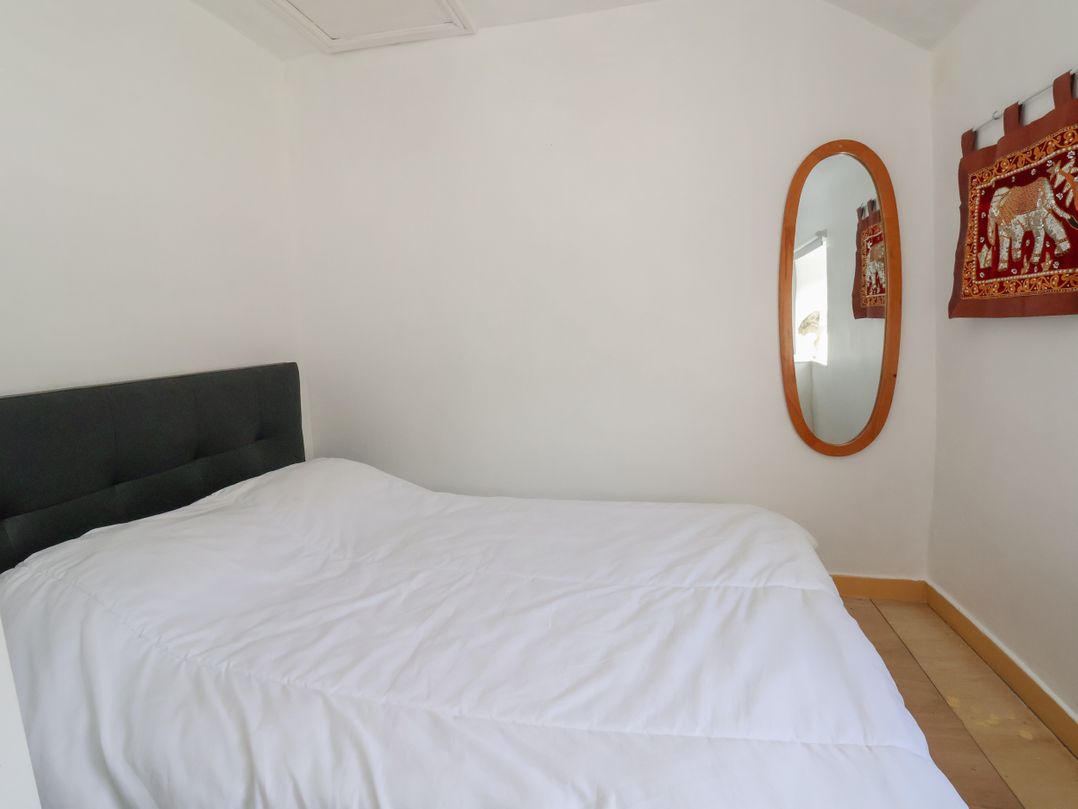 3 Abergele Terrace