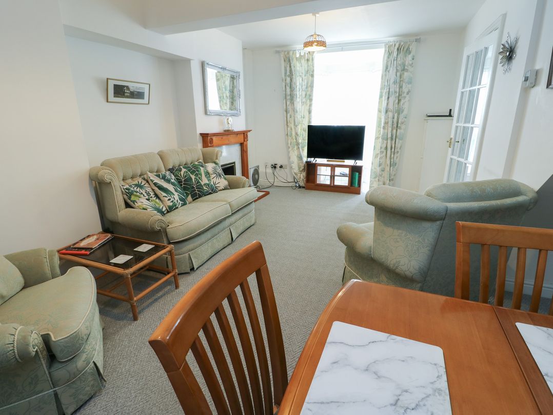 23 Beach Road