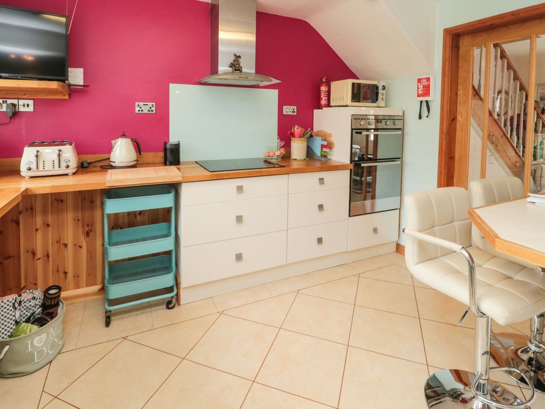 Coast Cottage