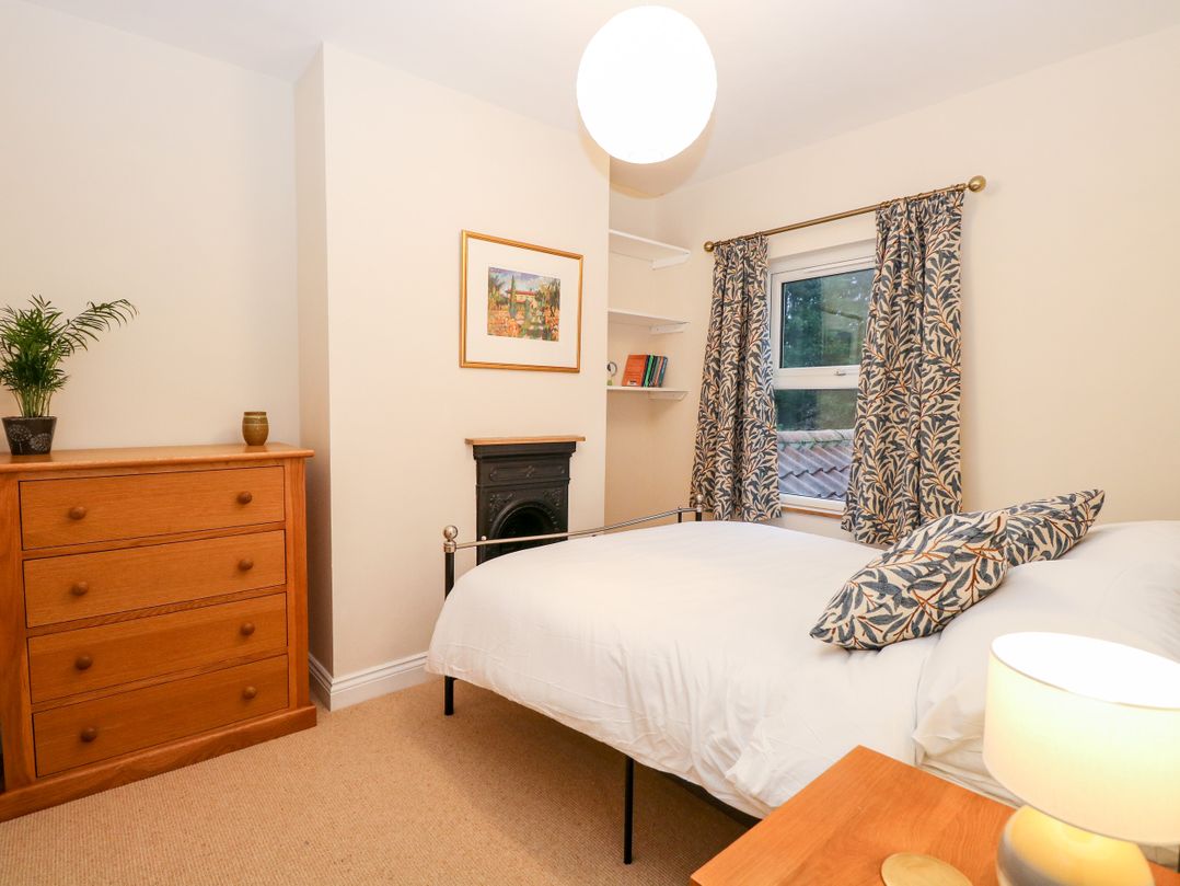 6 Melinda Cottage