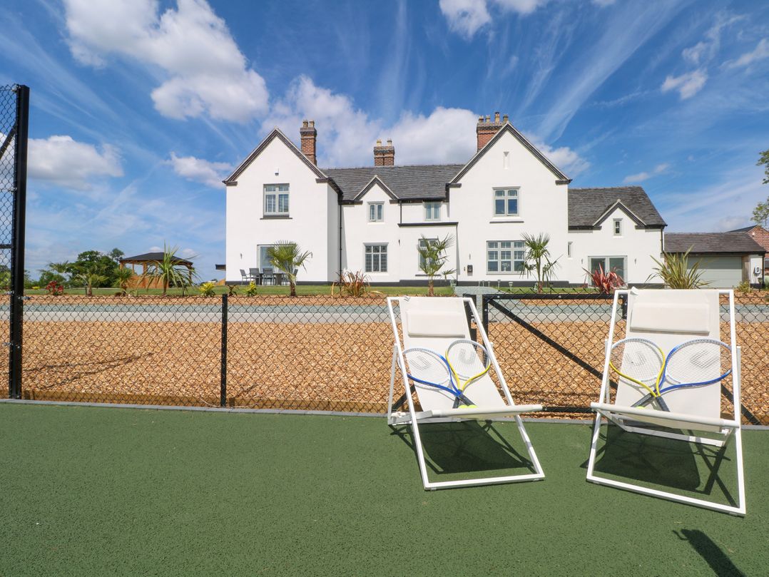 Meadow View Manor And Spa