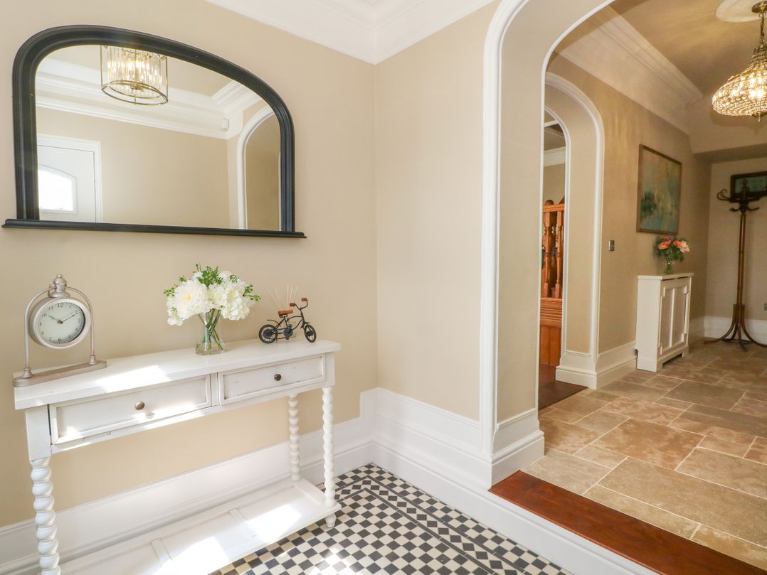 Meadow View Manor And Spa