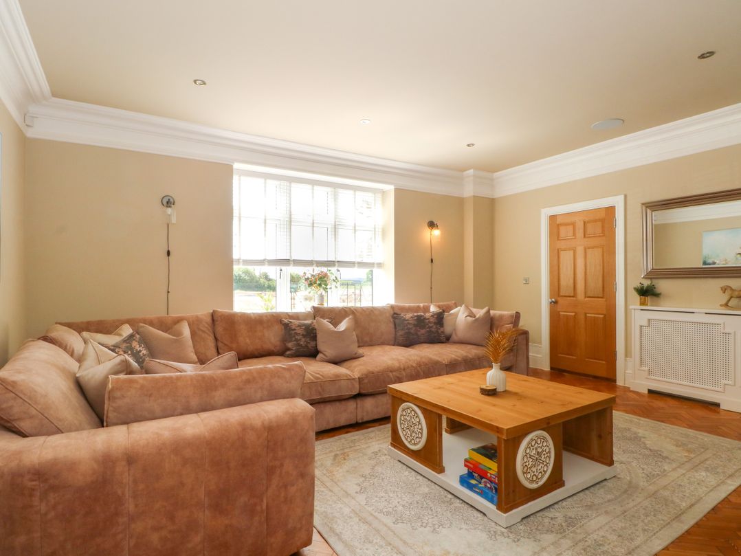 Meadow View Manor And Spa