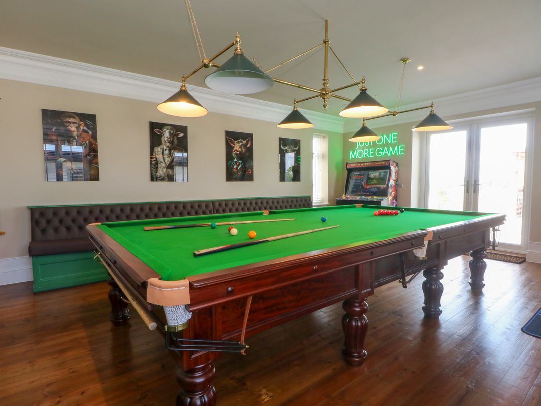 Meadow View Manor And Spa